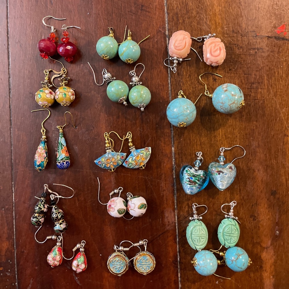 15 pairs of earrings